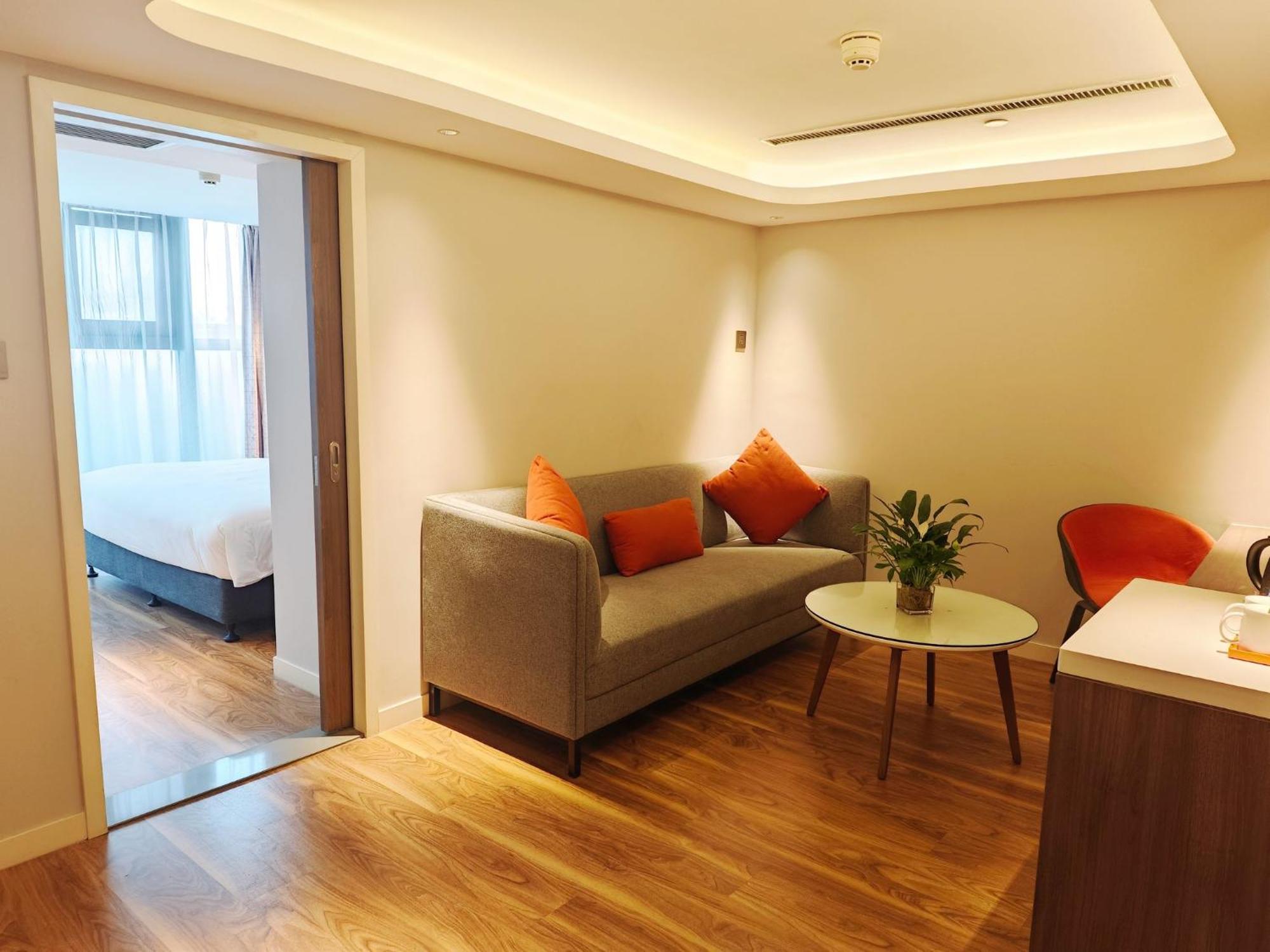 Holiday Inn Express Xi'An Ancient Town West By Ihg Xi'an (Shaanxi) Exterior foto